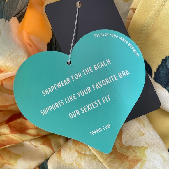 Torrid Size 2 women’s swimsuit. NWT. Yellow floral print. - Picture 9 of 9